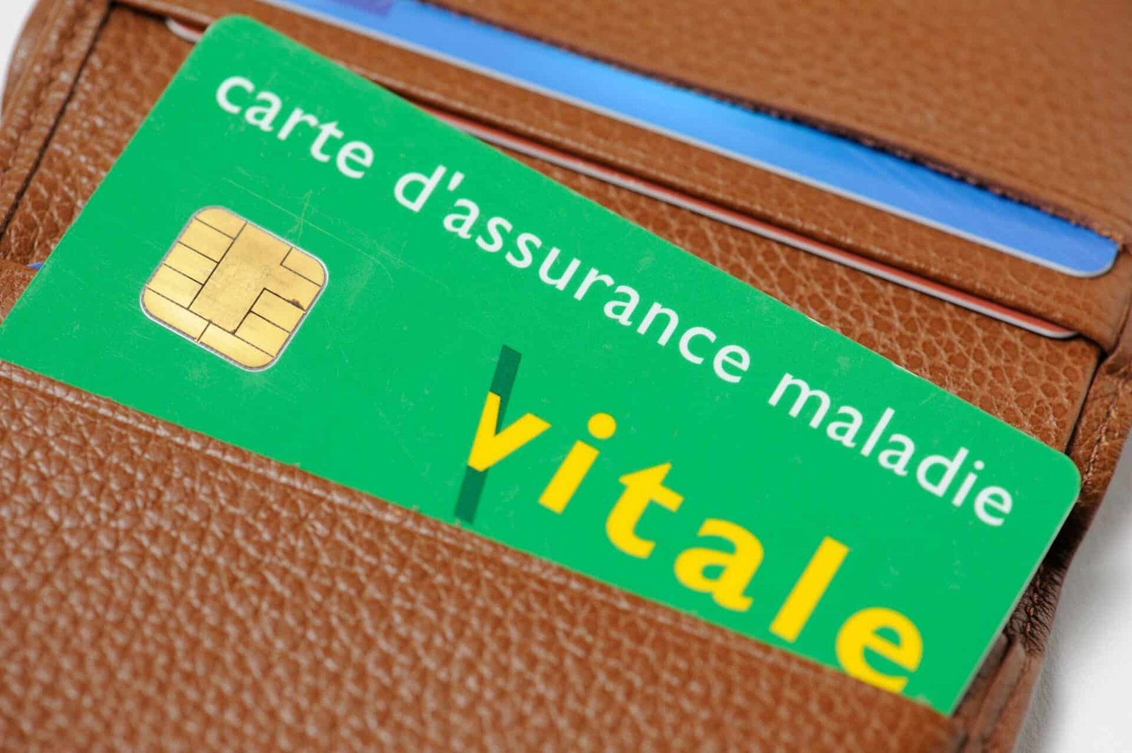 Carte européenne d'assurance maladie CEAM dans un portefeuille