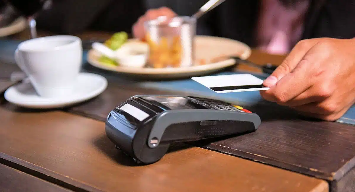 Comment reconnaître un restaurant à touristes